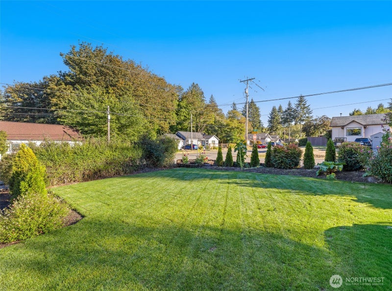 724 Hull Avenue