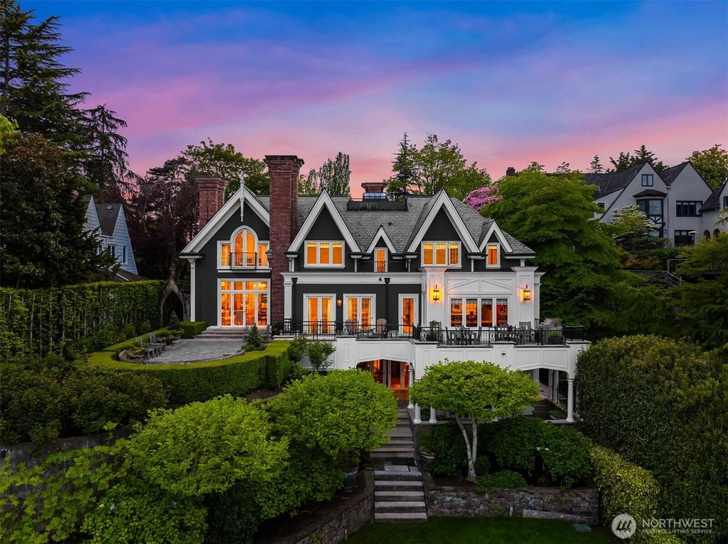 Photo of 530 36th Avenue E, Seattle, WA 98112 (MLS # 2431107)