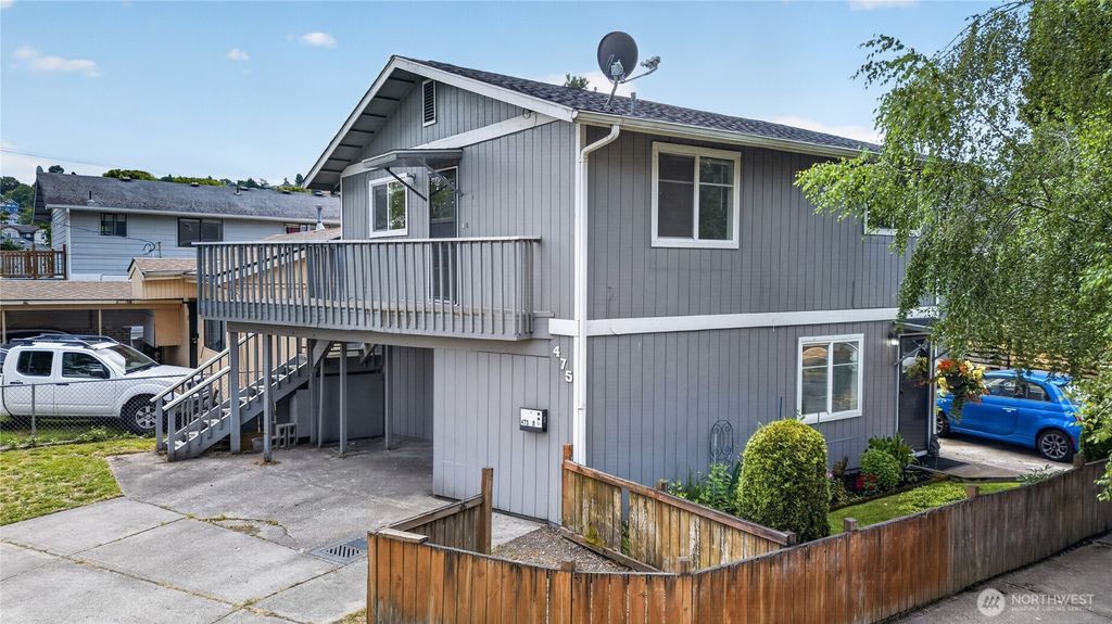 Photo of 475 Houser Way S WAY #A &amp; B, Renton, WA 98057 (MLS # 2555465)