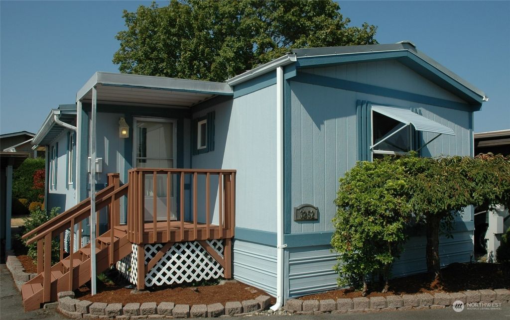 Photo of 3252 S 181st Place #113, SeaTac, WA 98188 (MLS # 1999955)