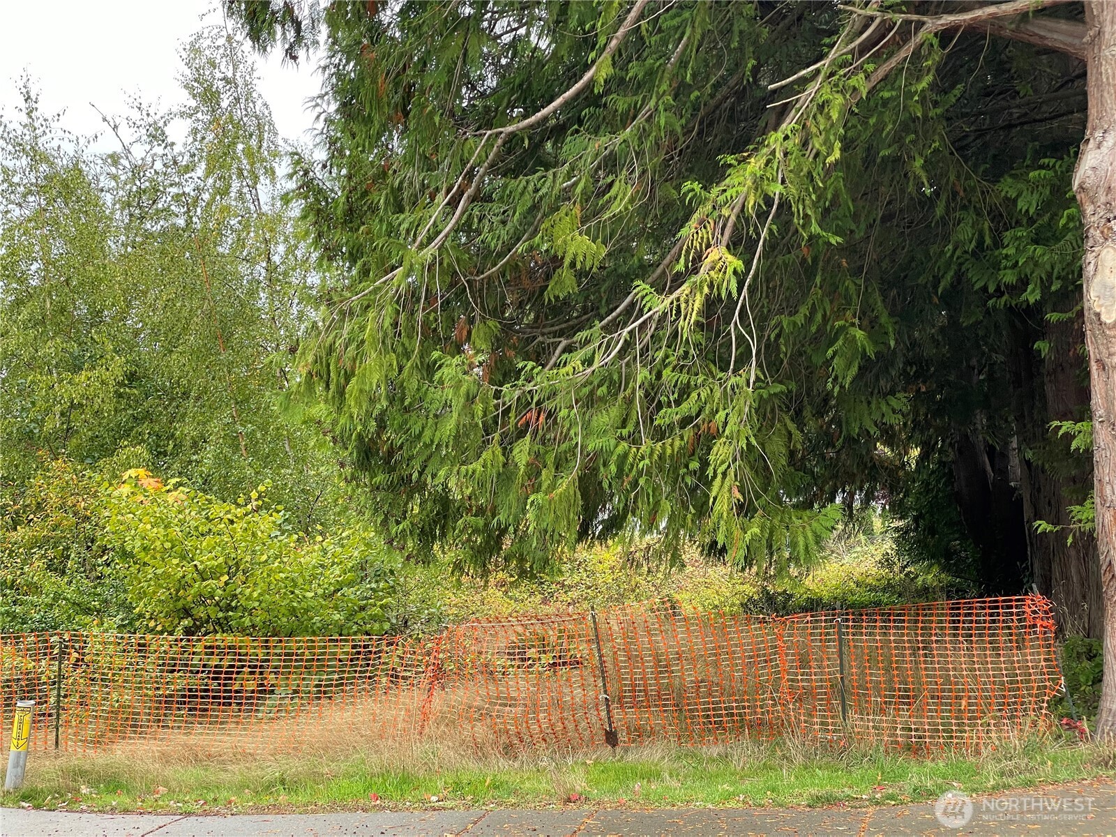 261 NE Ericksen Avenue