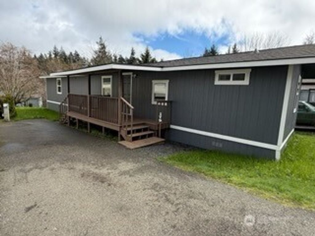 Photo of 175 NE Camelot Drive #175, Bremerton, WA 98311 (MLS # 2492856)