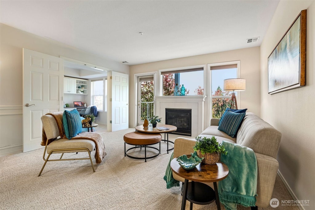 Photo of 22535 SE Highland Circle #302, Issaquah, WA 98029 (MLS # 2590769)