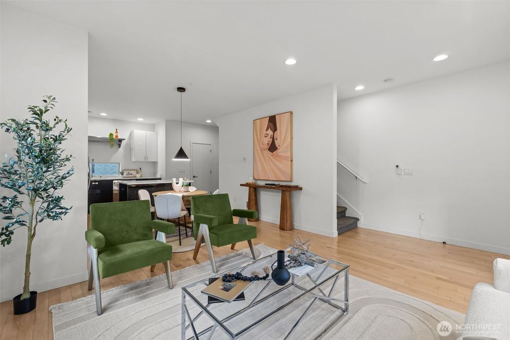 Photo of 4204 S Trenton Street, Seattle, WA 98118 (MLS # 2526439)