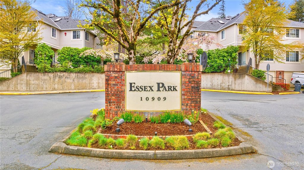 Photo of 10909 Avondale Road NE #P161, Redmond, WA 98052 (MLS # 2508581)