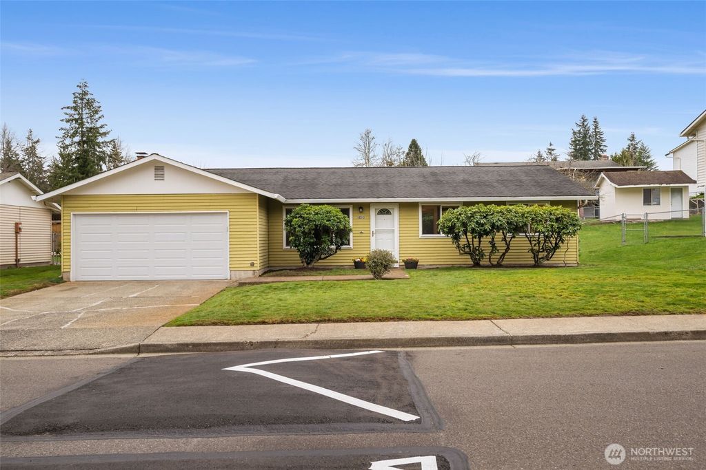 Photo of 12213 SE 216th Street, Kent, WA 98031 (MLS # 2343673)