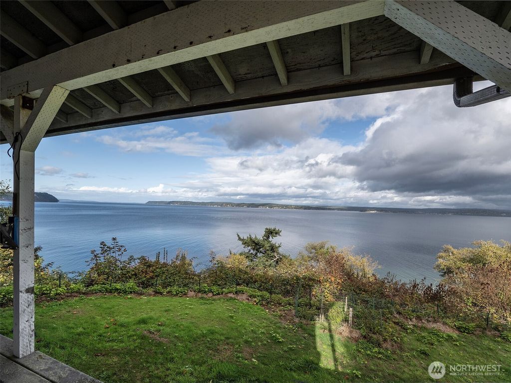 Photo of 26 Port Garden Dr Dr, Everett, WA 98206 (MLS # 2502714)