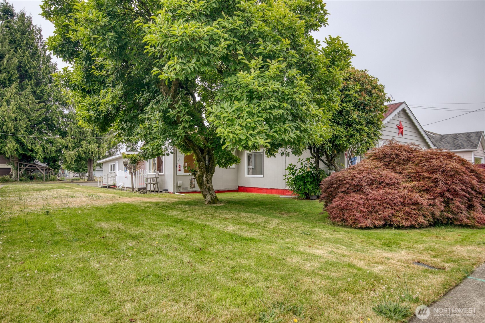 106 W Emerson Avenue