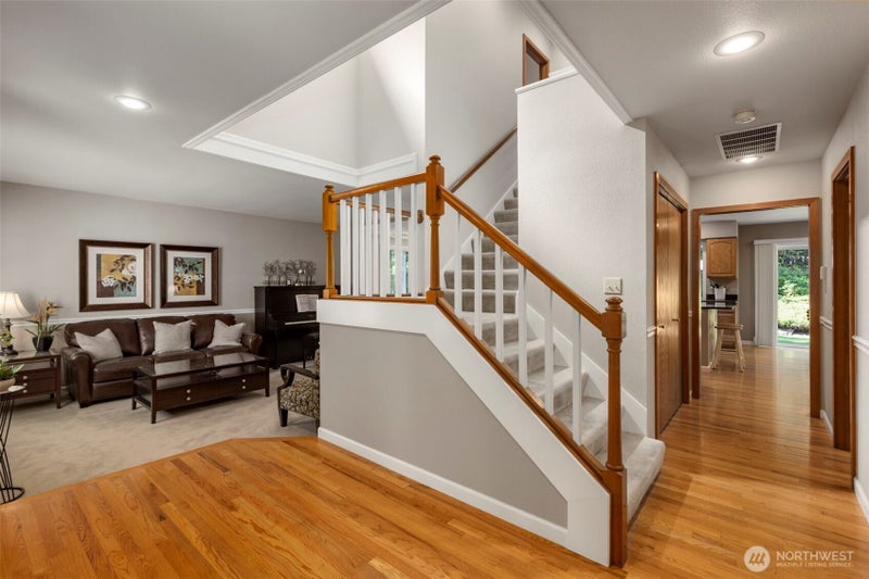 19318 SE 328th Place