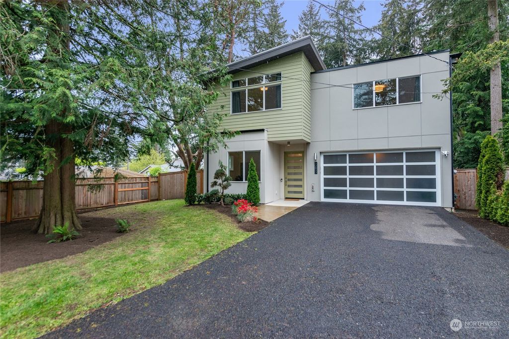Photo of 12013 8th Avenue NE, Seattle, WA 98125 (MLS # 2228768)