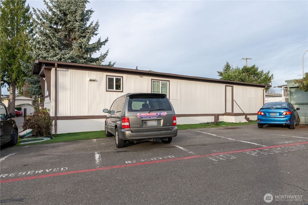 Photo of 24415 64th Avenue S #2, Kent, WA 98032 (MLS # 2465468)