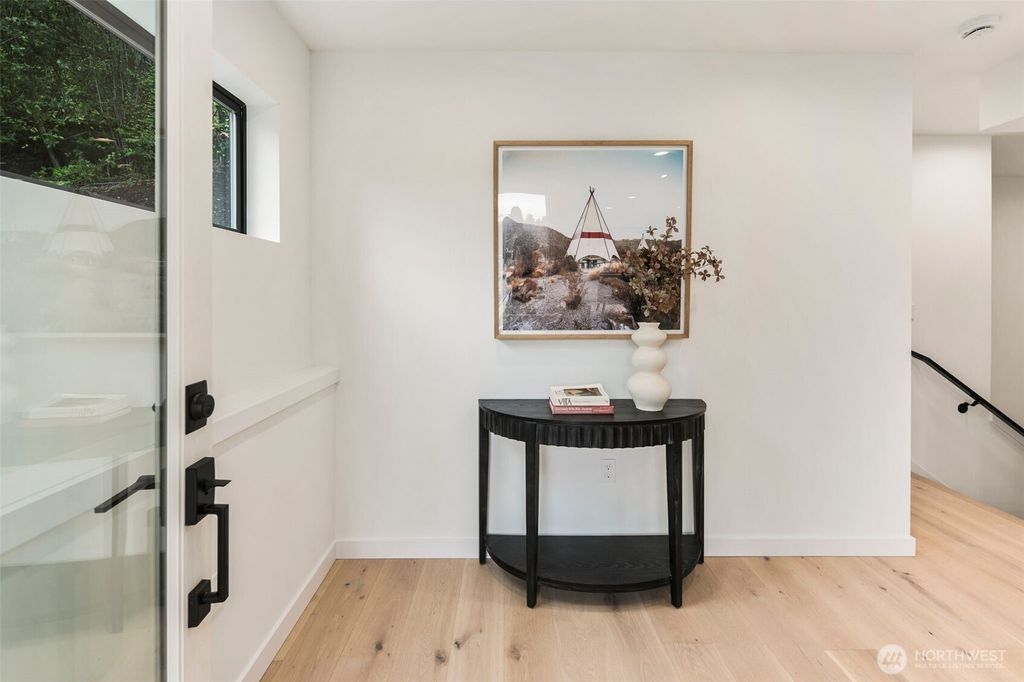 Photo of 5606 23rd Avenue SW, Seattle, WA 98106 (MLS # 2393990)