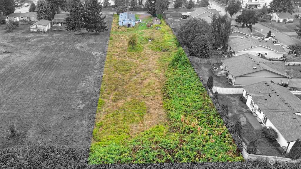 Photo of 511 S Valentine Avenue, Pacific, WA 98047 (MLS # 2174027)