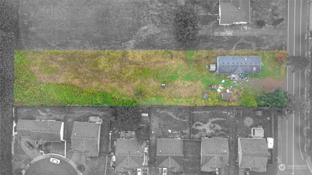 Photo of 511 S Valentine Avenue, Pacific, WA 98047 (MLS # 2174027)