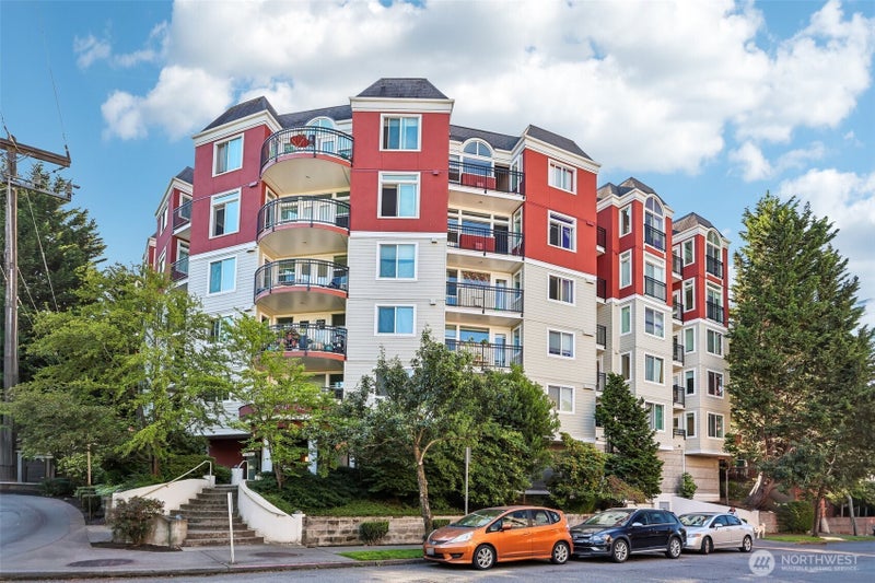 232 Belmont Avenue E 301
