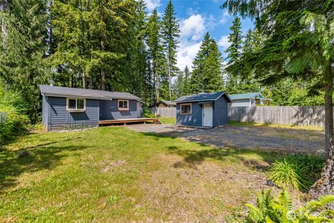 Photo of 8471 Golden Valley Drive, Maple Falls, WA 98266 (MLS # 2394734)