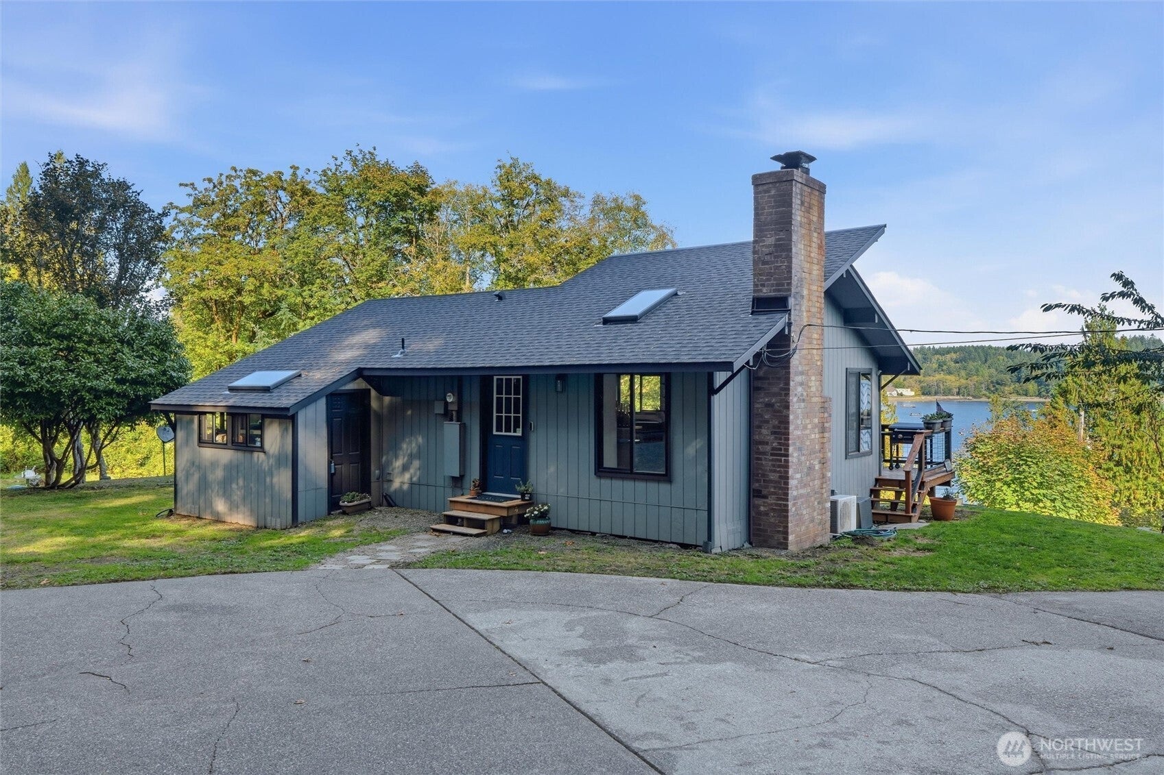 151 E Barbary Drive
