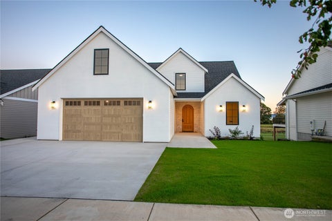 Photo of 1986 Steelhead Way, Lynden, WA 98264 (MLS # 2592875)