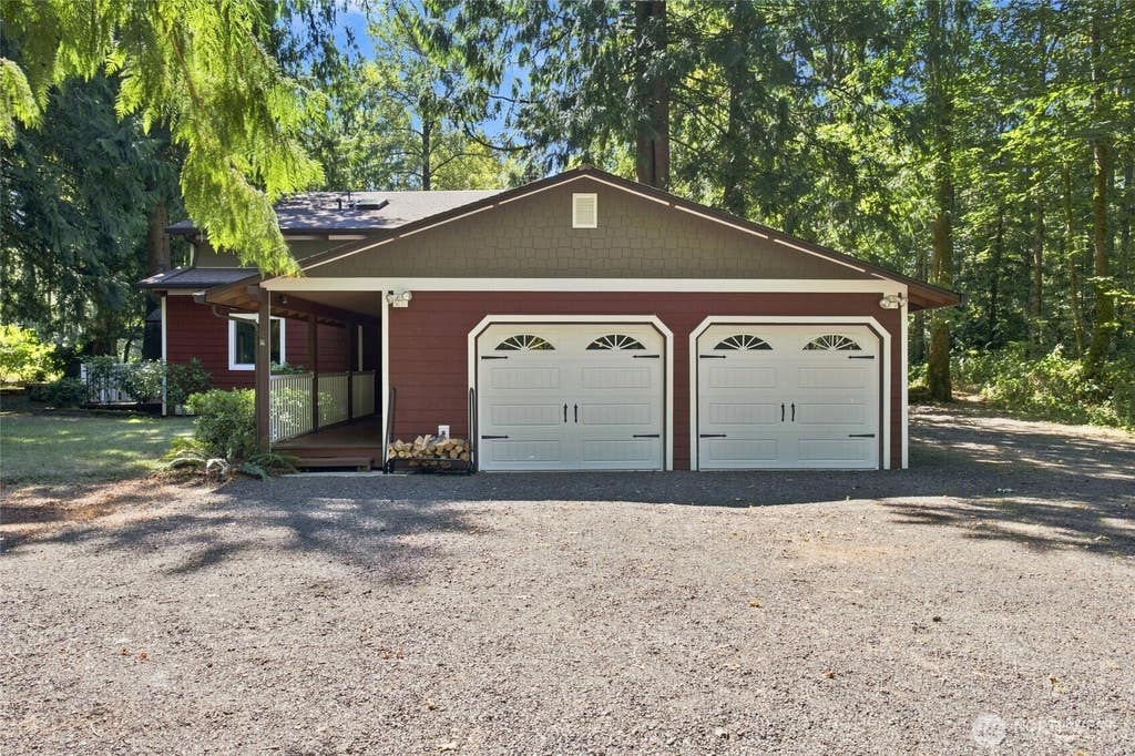 Photo of 14414 440th Avenue SE, North Bend, WA 98045 (MLS # 2571914)