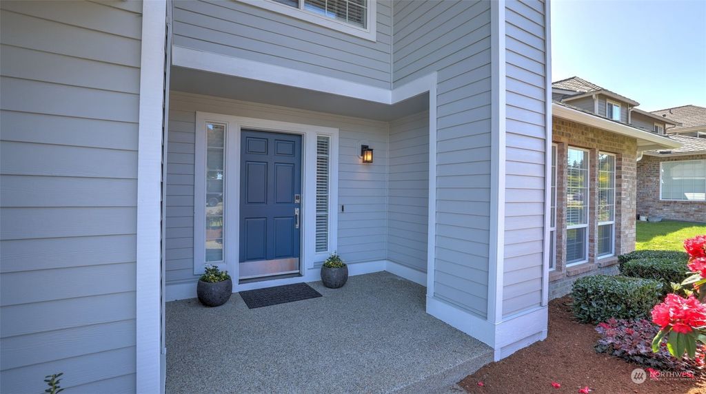 Photo of 1730 Ilwaco Avenue NE, Renton, WA 98059 (MLS # 2226095)