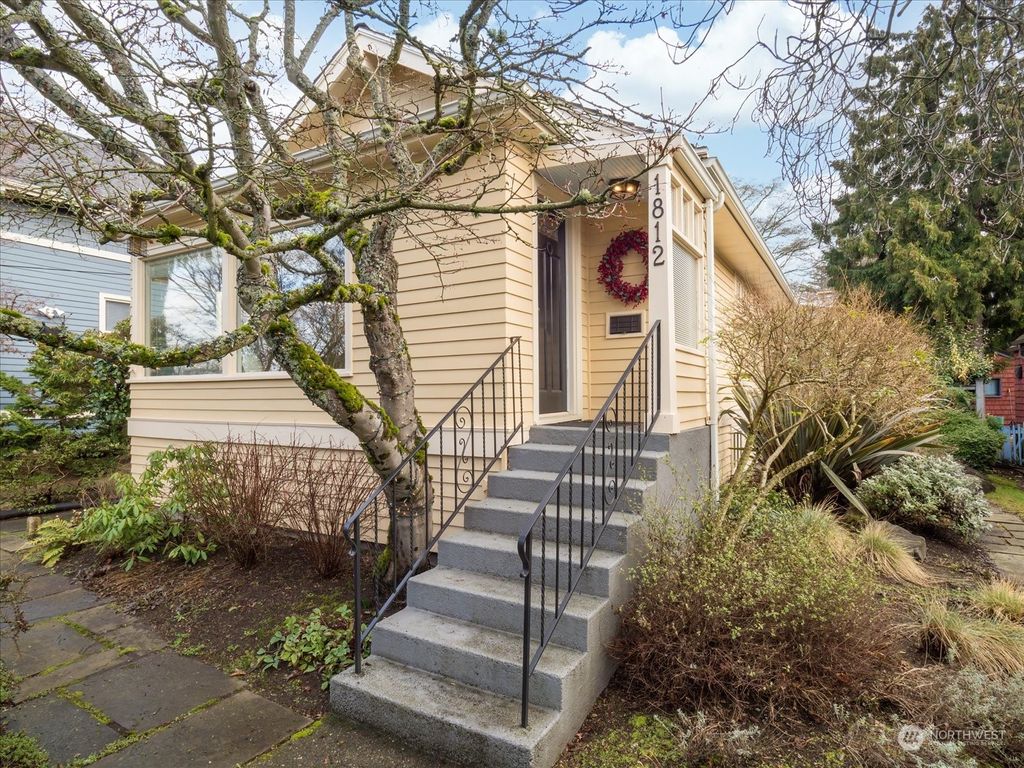 Photo of 1812 11th Avenue W, Seattle, WA 98119 (MLS # 2031896)