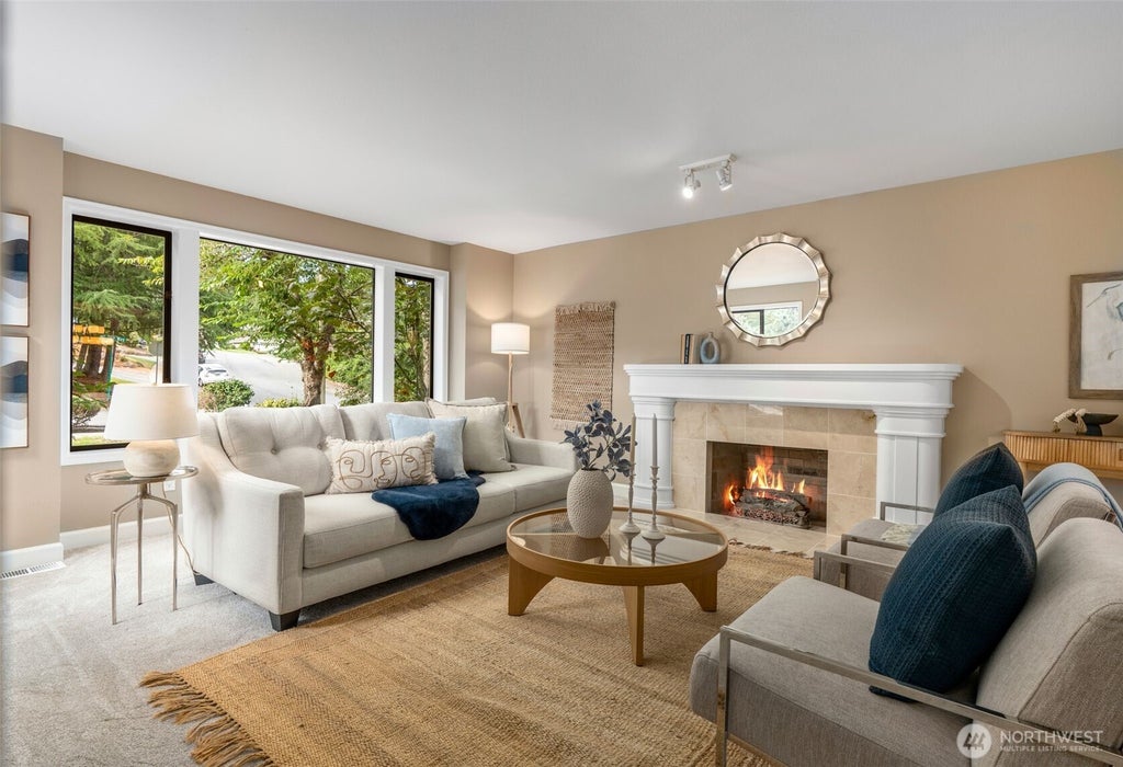 Photo of 21825 NE 20TH Way, Sammamish, WA 98074 (MLS # 2575748)