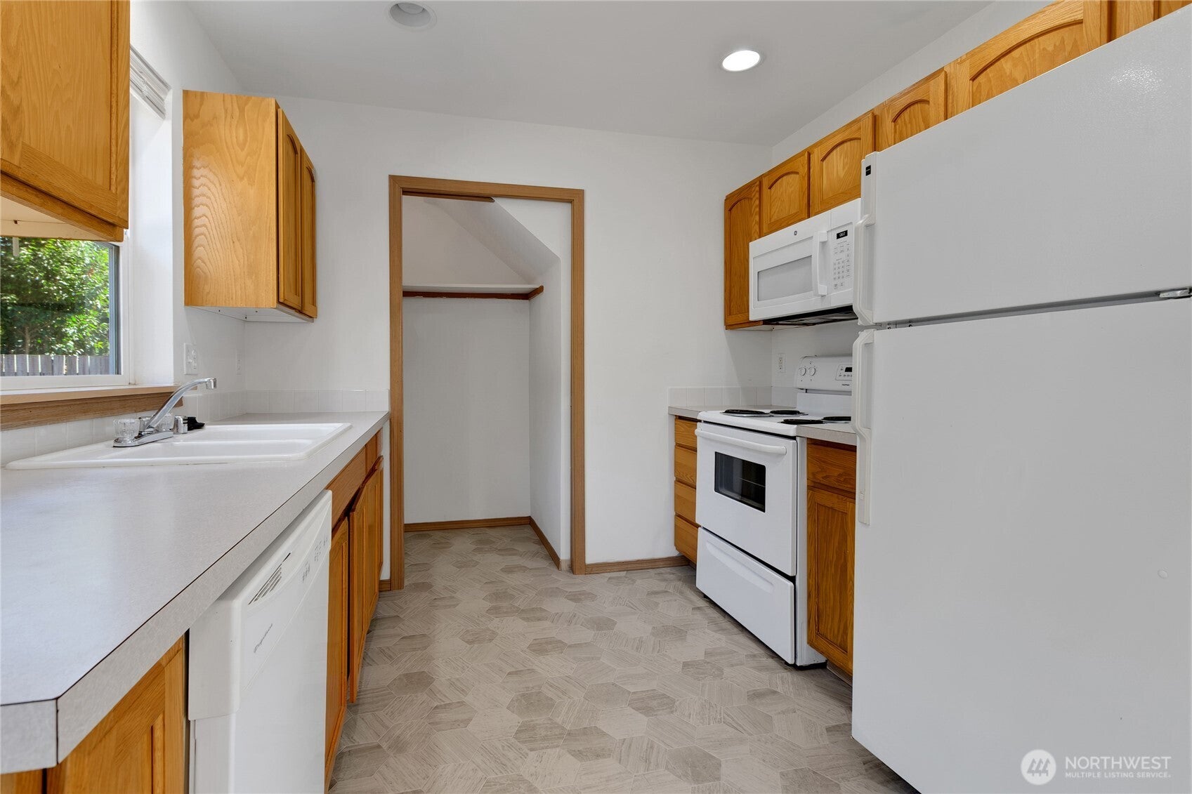 1201 126th Street Ct E
