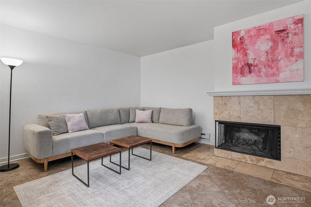 Photo of 1475 N 200th Street #101, Shoreline, WA 98133 (MLS # 2536550)