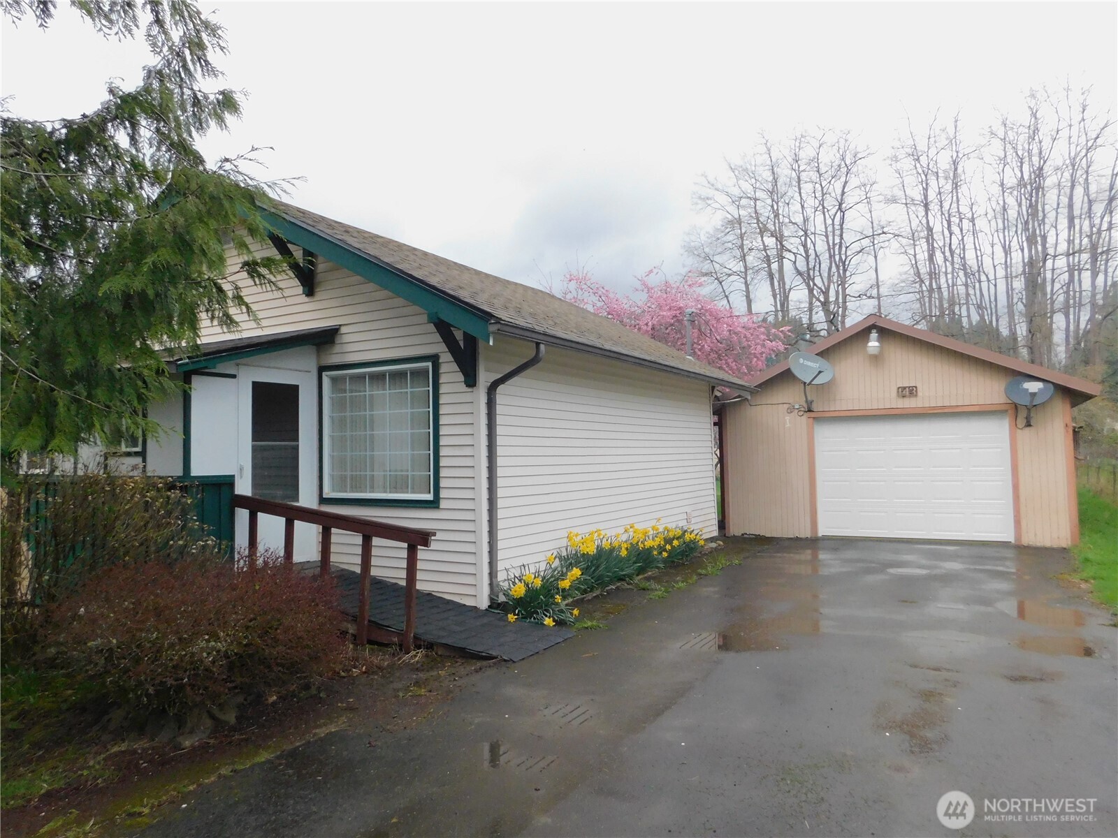143 Huntting Road