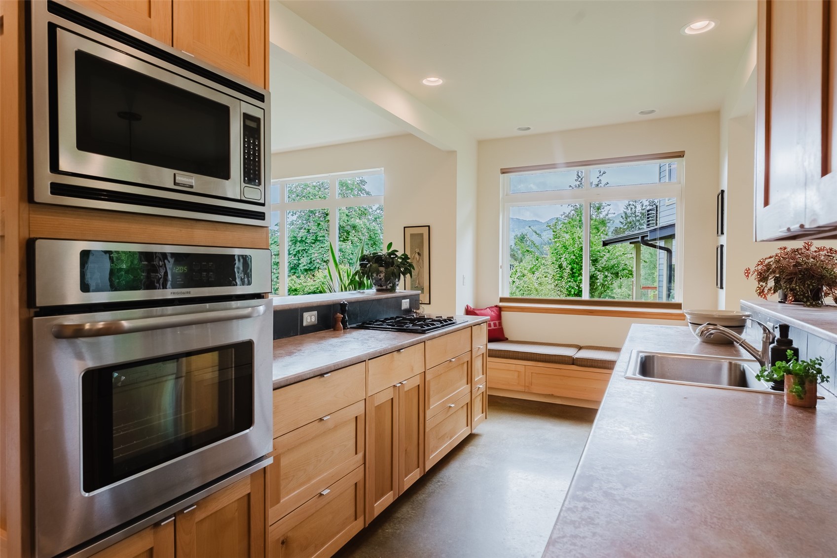 2508 Mill Avenue