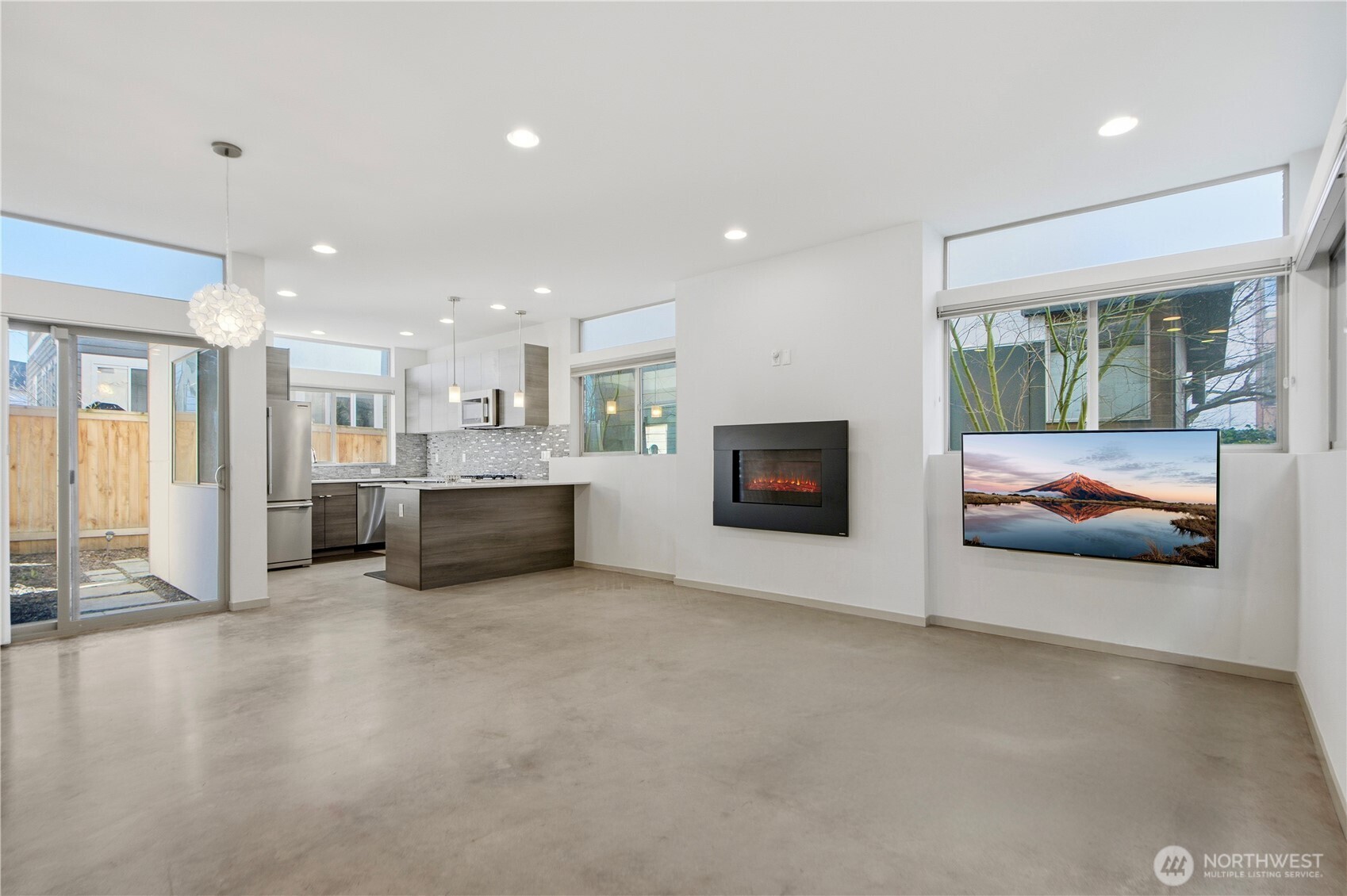 4416 Francis Avenue N B