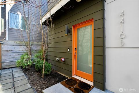 4416 Francis Avenue N B Seattle WA 98103