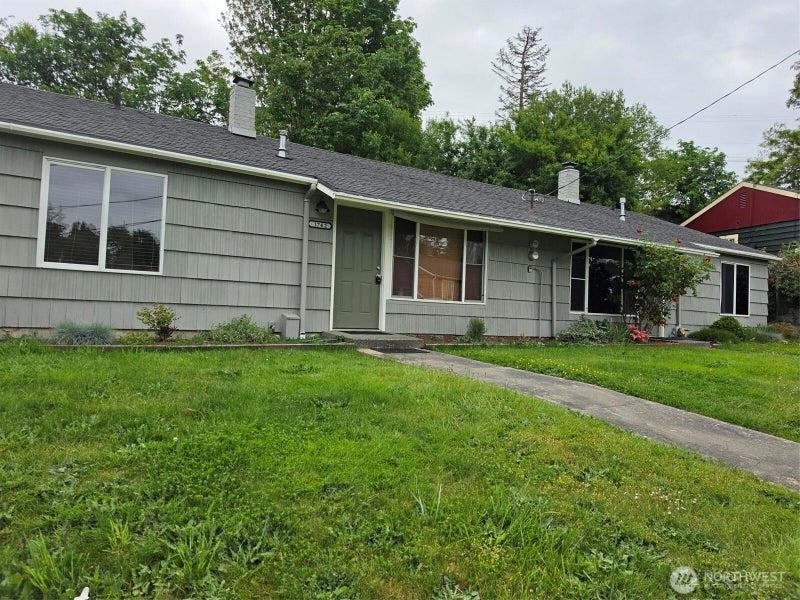 1740 Anderson
