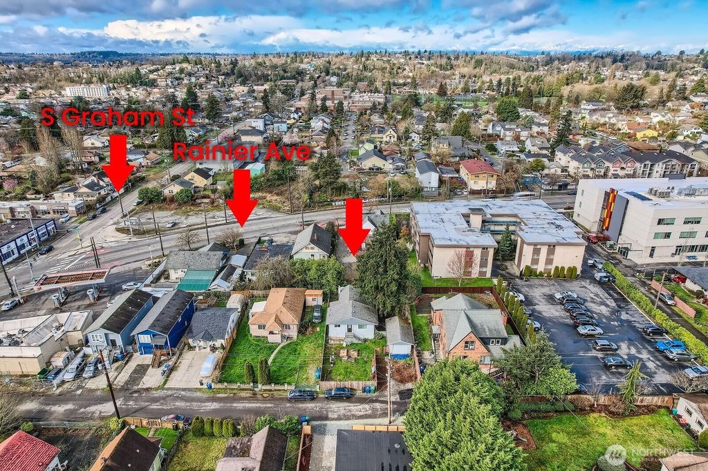 listing image 9362759805086419306