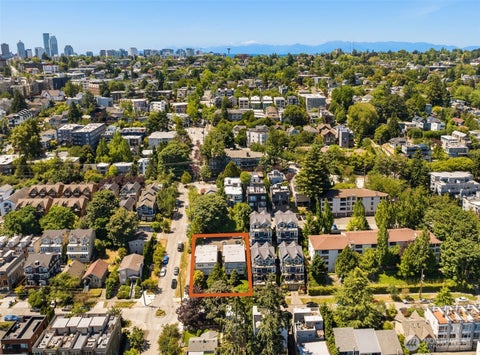 Photo of 201 26th Avenue E, Seattle, WA 98112 (MLS # 2552312)