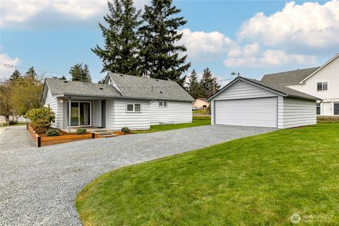 Photo of 9229 S 200th Street, Kent, WA 98031 (MLS # 2496334)