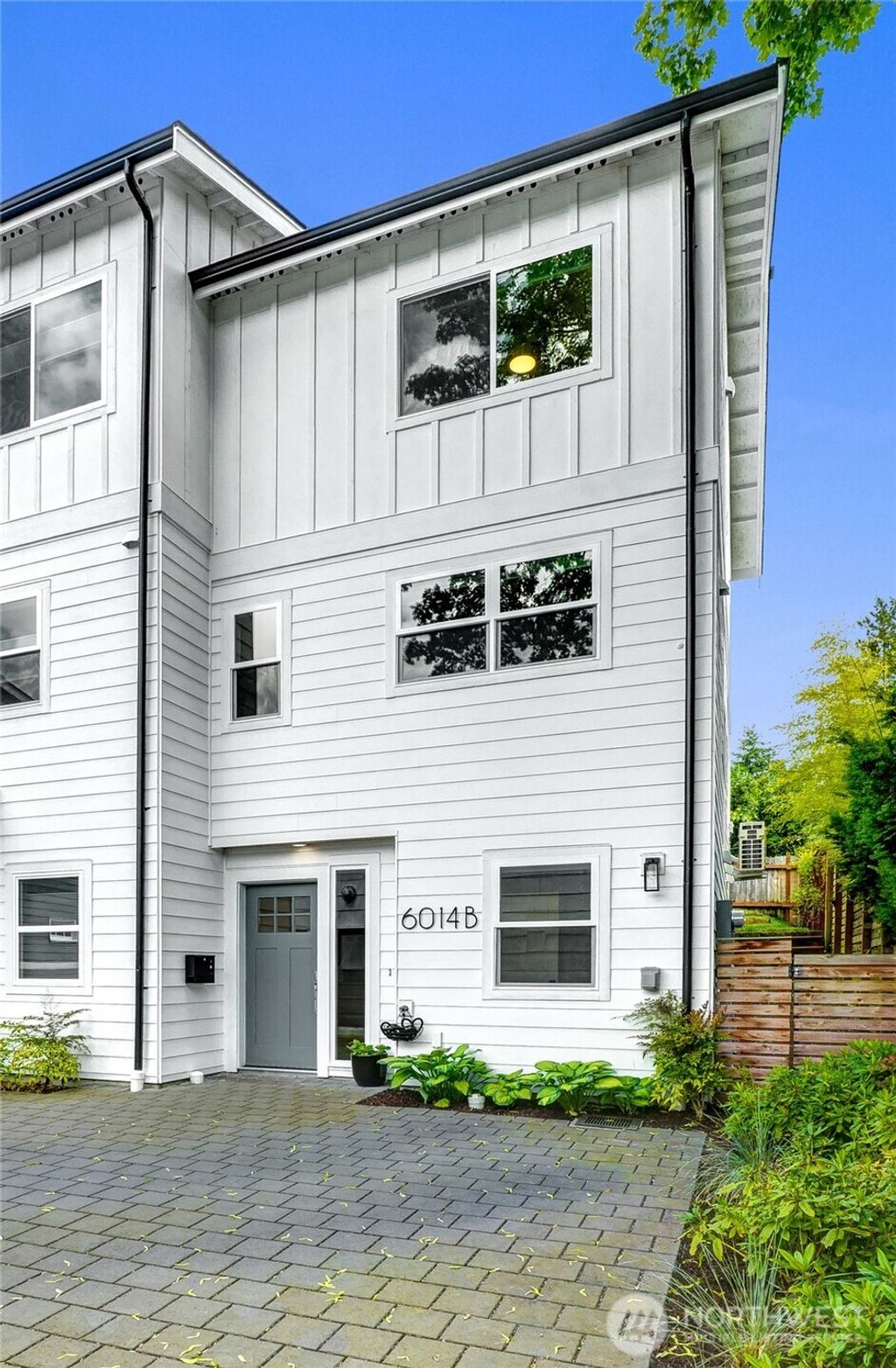 Photo of 6014 40th Avenue NE #B, Seattle, WA 98115 (MLS # 2388502)