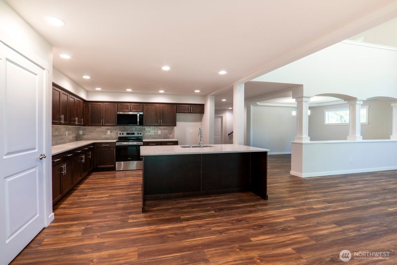 8593 Trillium Lane