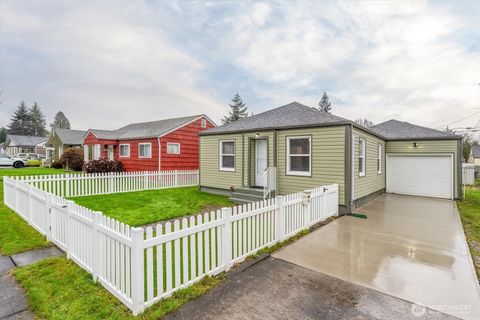 Photo of 3103 Field Street, Longview, WA 98632 (MLS # 2466026)