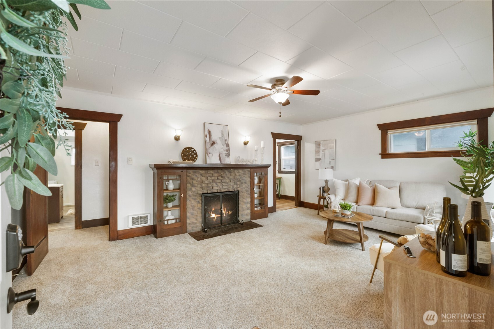 6223 S Lawrence Street