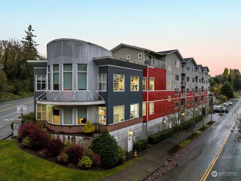Photo of 19500 Ballinger Way NE #206, Shoreline, WA 98155 (MLS # 2019146)