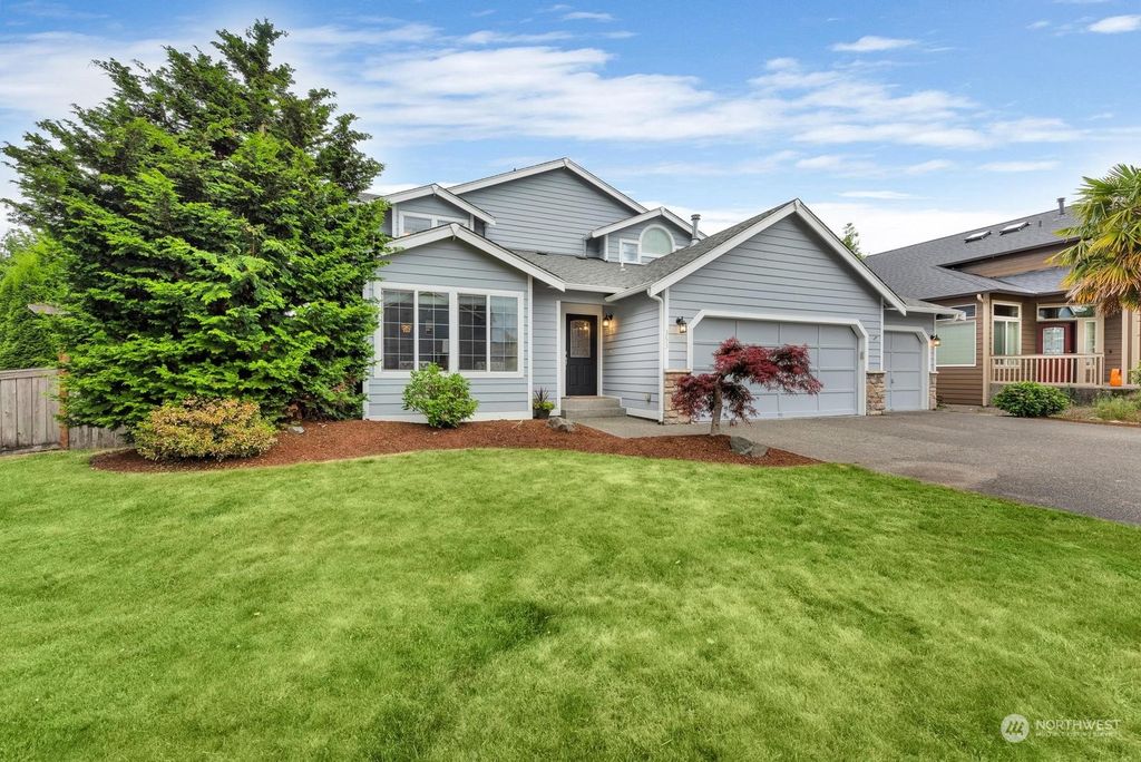 Photo of 353 Lyons Avenue NE, Renton, WA 98059 (MLS # 2058145)