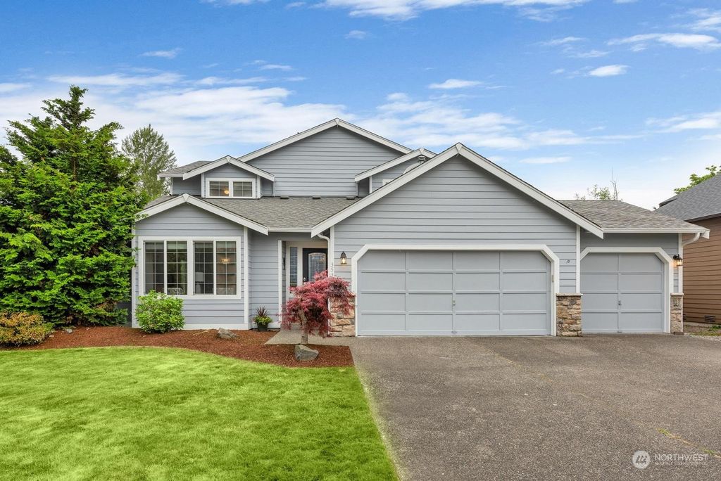 Photo of 353 Lyons Avenue NE, Renton, WA 98059 (MLS # 2058145)