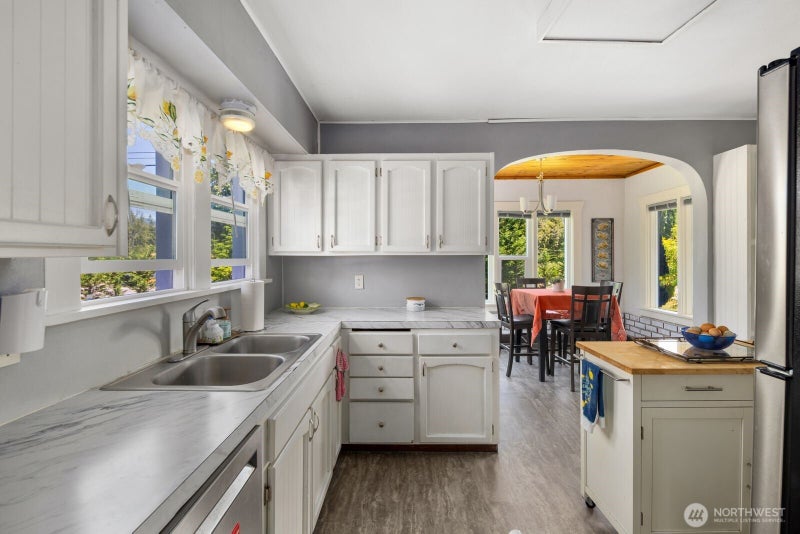 25528 State Route 9 NE