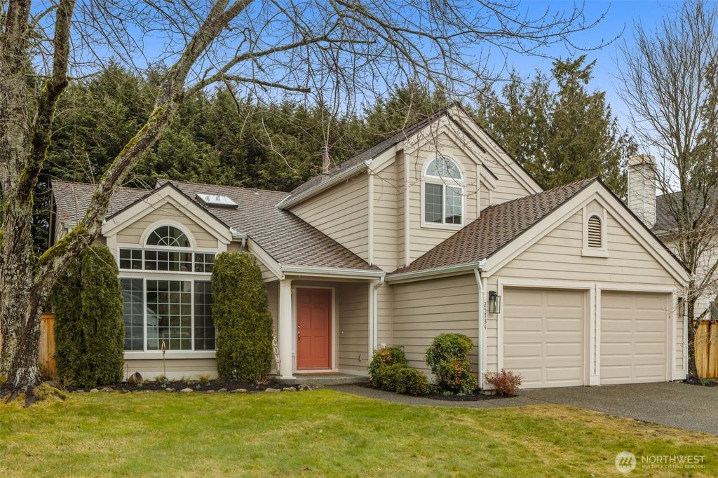 Photo of 25734 SE 39th Street, Sammamish, WA 98029 (MLS # 2333482)