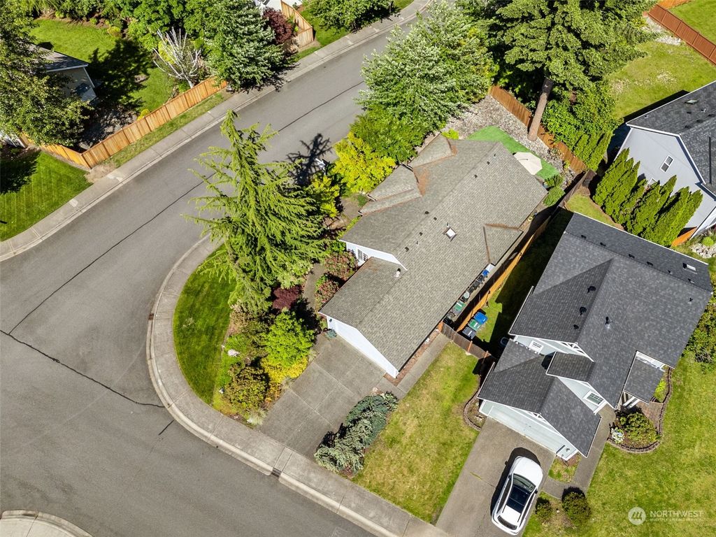 Photo of 23211 SE 240th Way, Maple Valley, WA 98038 (MLS # 2235699)