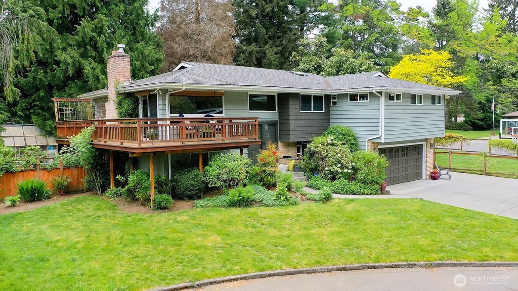 Photo of 18415 60th Place NE, Kenmore, WA 98028 (MLS # 2520851)