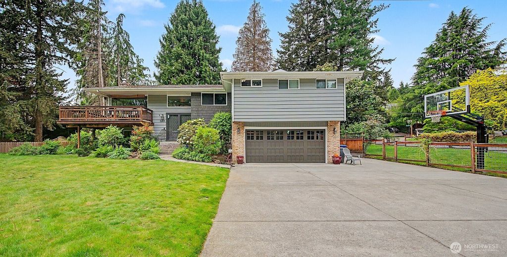 Photo of 18415 60th Place NE, Kenmore, WA 98028 (MLS # 2520851)