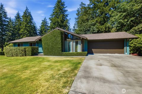 Photo of 3221 57th Street E, Tacoma, WA 98443 (MLS # 2553454)