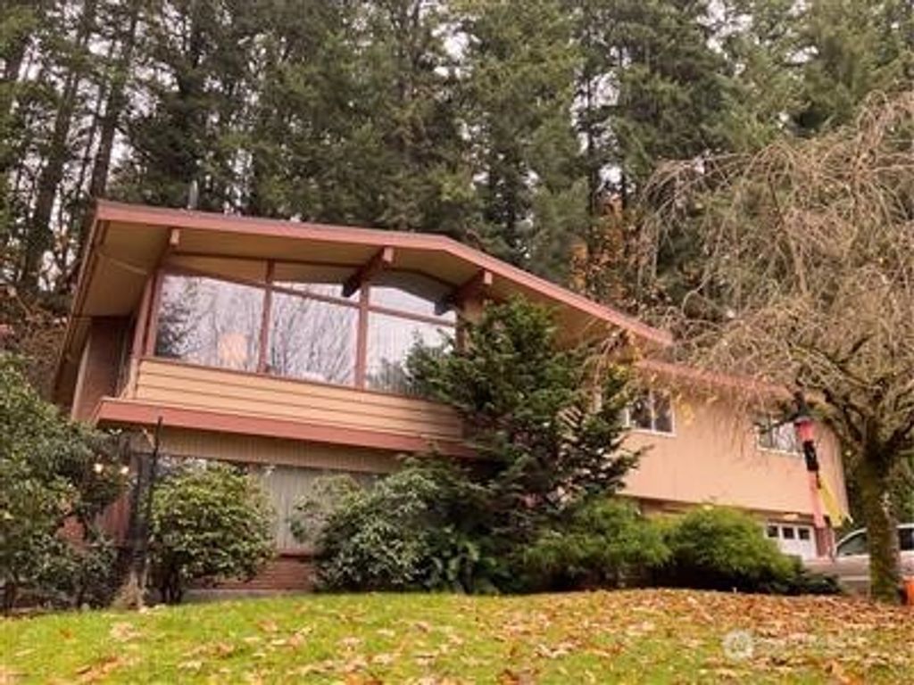 Photo of 15440 SE May Valley Road, Renton, WA 98059 (MLS # 2479553)